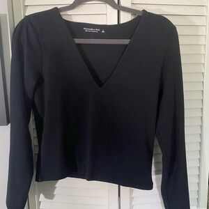 Abercrombie Essentials V neck T shirt - L